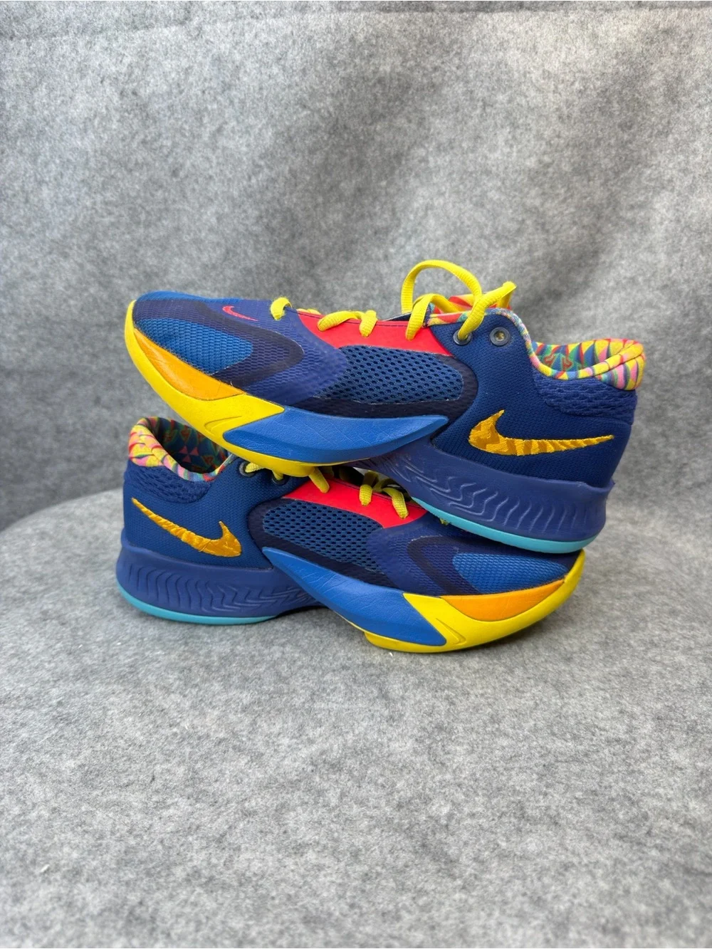 Nike Zoom Freak 4 GS Basketball Shoes 'Multicolor / Game Royal' Size 7Y / EU 38.